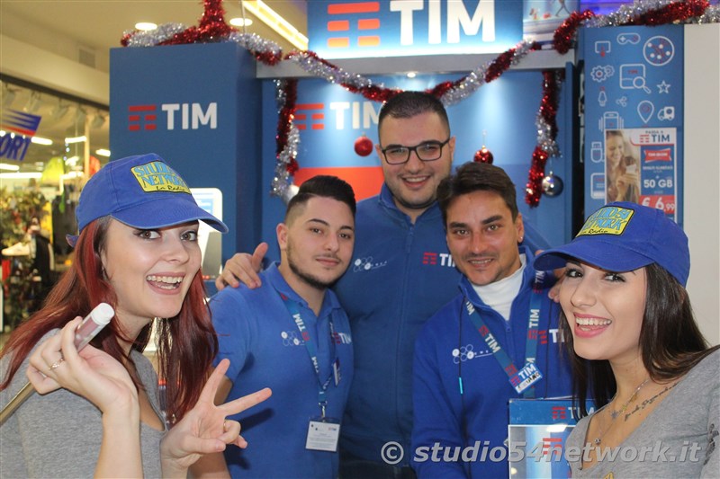 Soldout alla Notte Bianca 2018 del centro commerciale La Gru, con Biondo e Studio54network